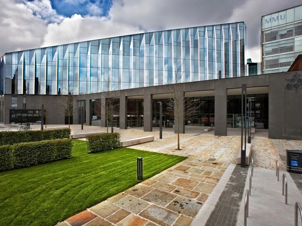 business school in manchester